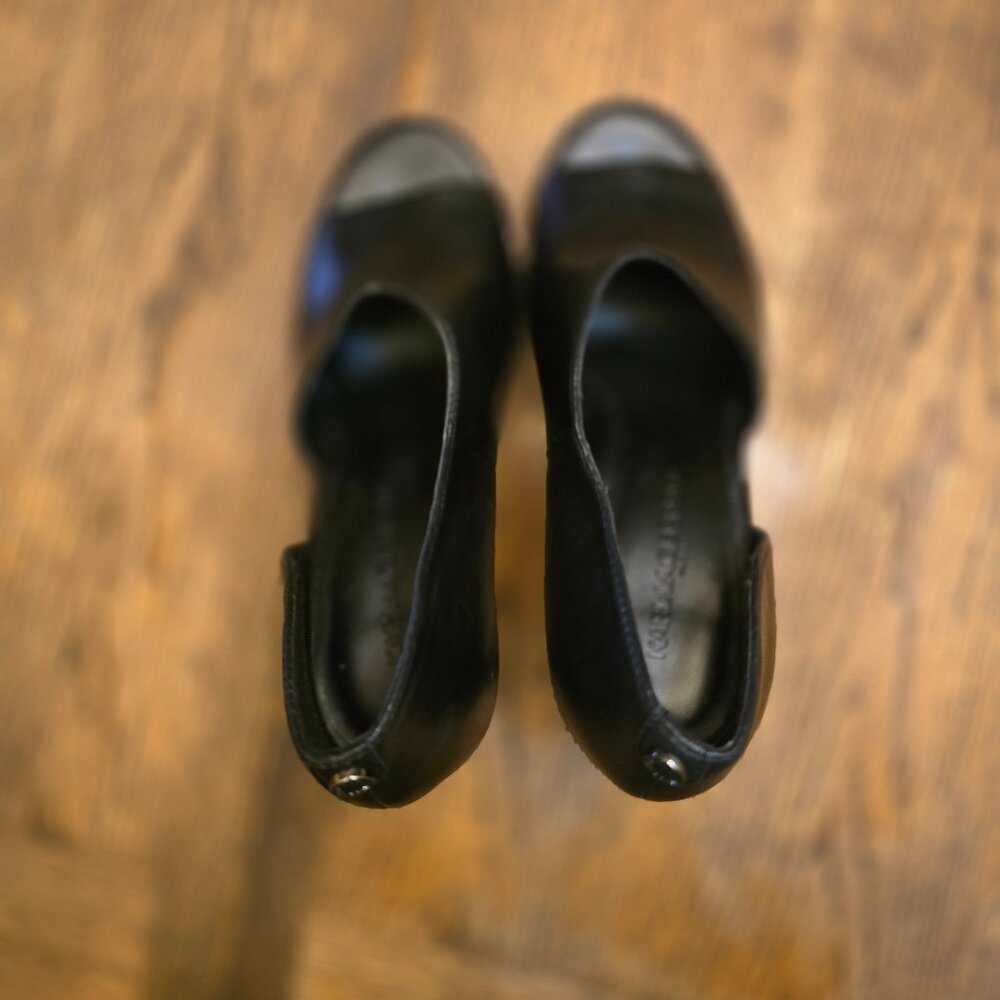 KARL LAGERFELD Paris Brette/D21 Black Leather Peep Toe Ulta-high Pump size 8 - Picture 3 of 11